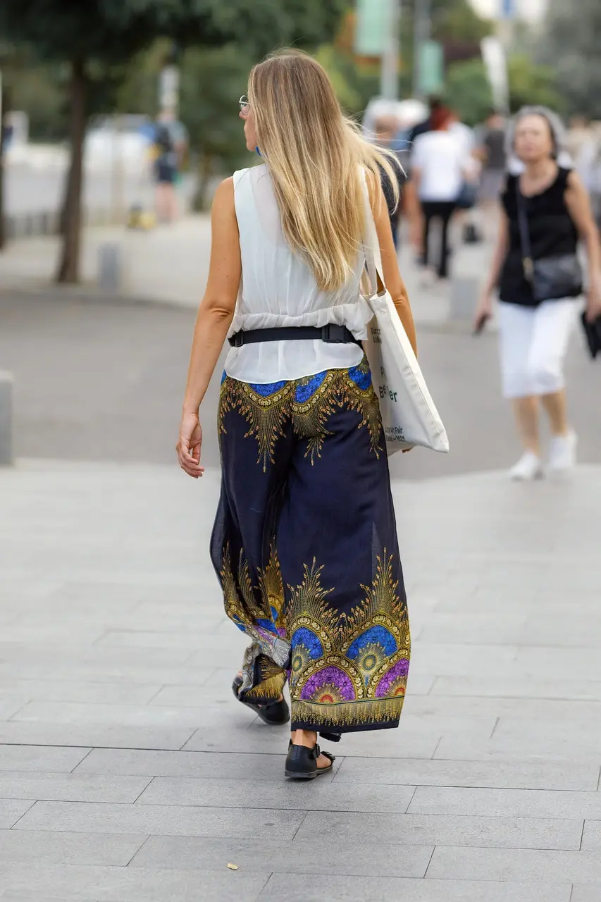 AYX.COM